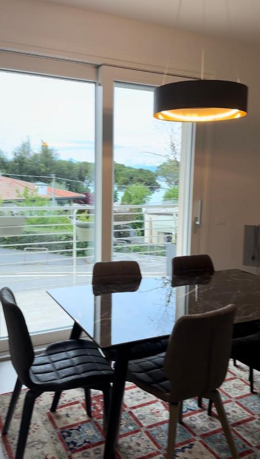 Holiday House Al Porto View Lake 페스키에라델가르다 외부 사진