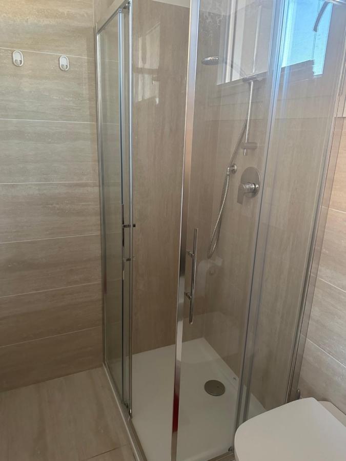 Holiday House Al Porto View Lake 페스키에라델가르다 외부 사진