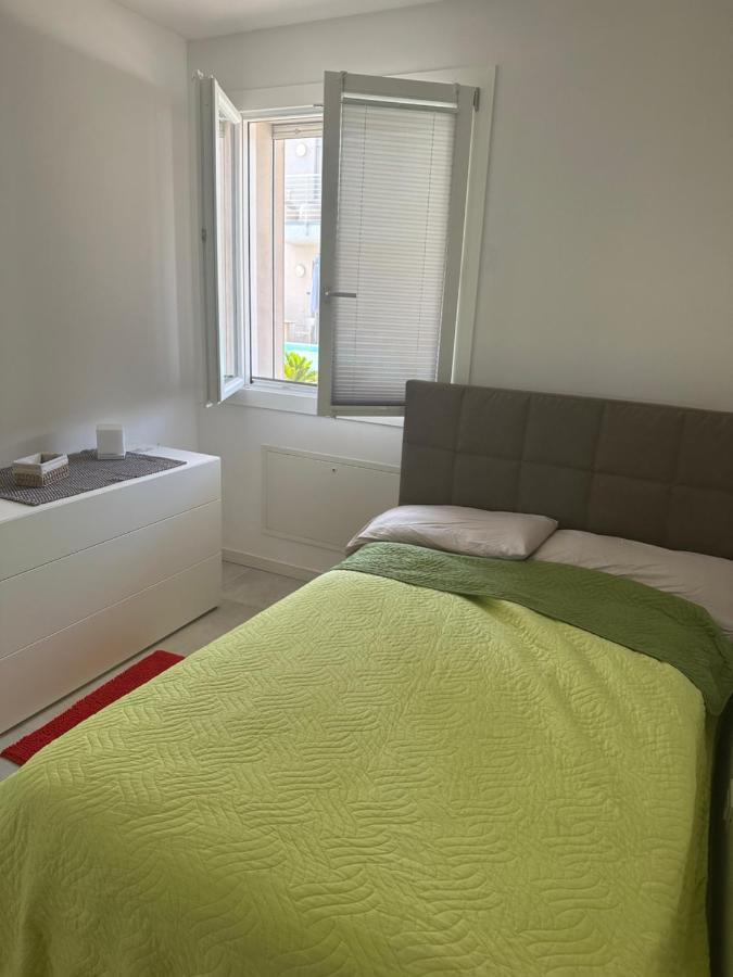 Holiday House Al Porto View Lake 페스키에라델가르다 외부 사진