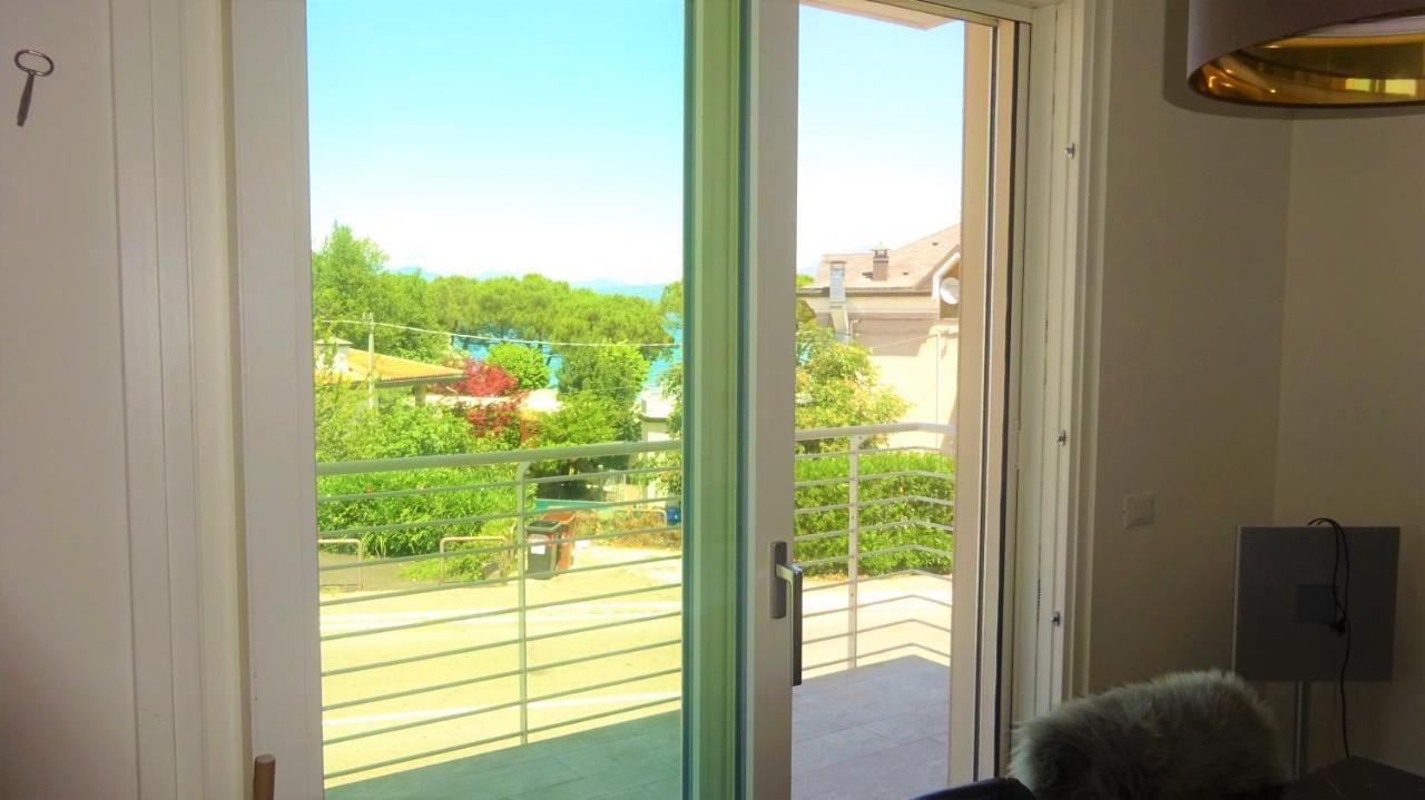 Holiday House Al Porto View Lake 페스키에라델가르다 외부 사진